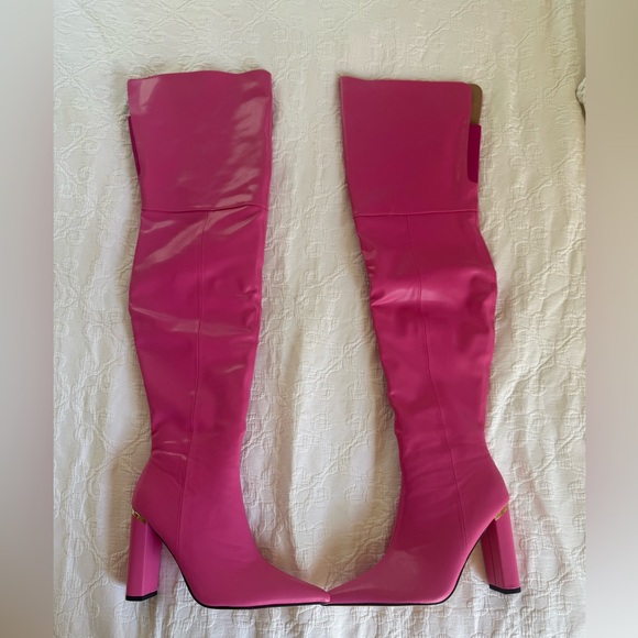 Brand New Steve Madden Fuchsia Heeled Over-the-Knee Boots - Picture 4 of 4